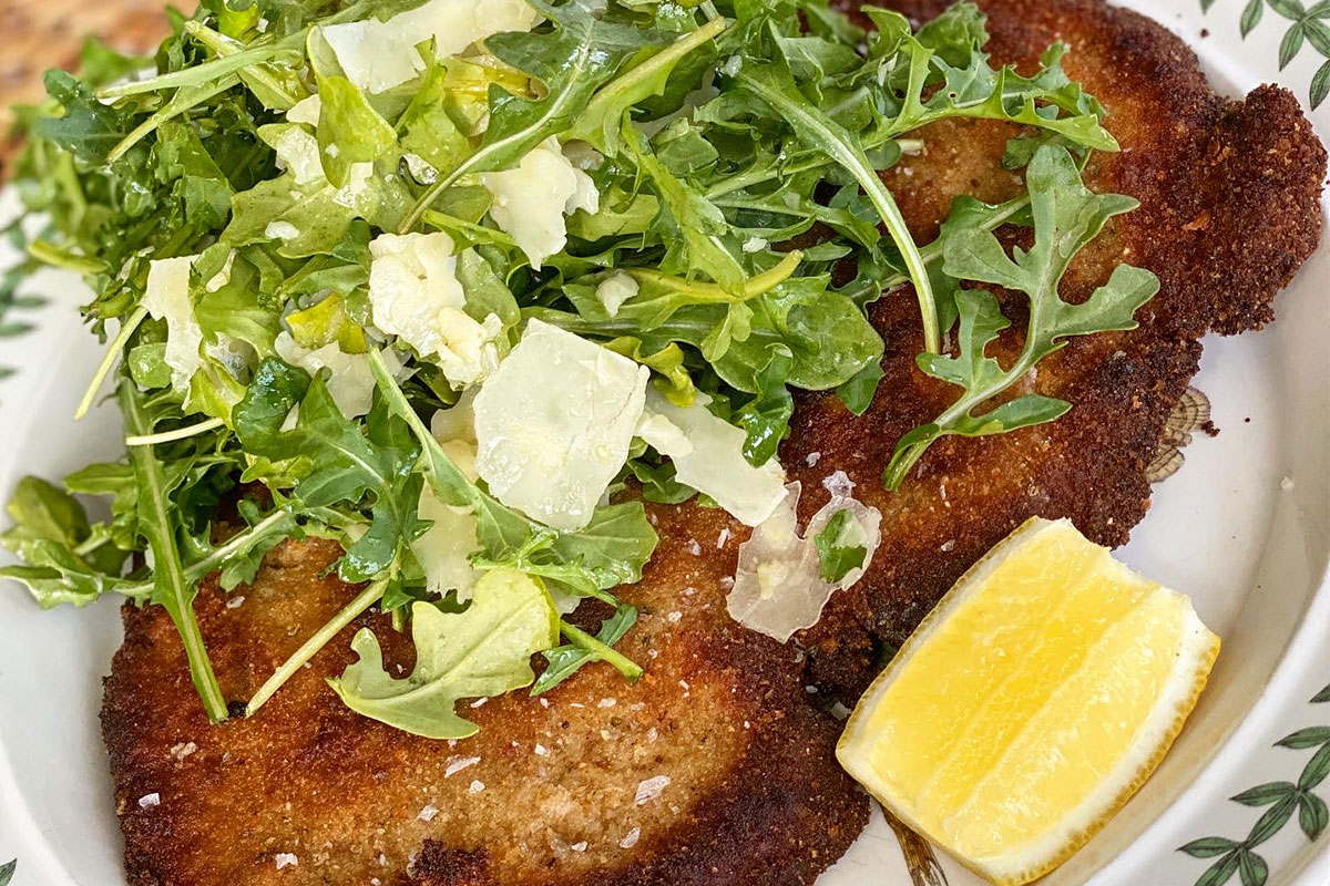 Crispy Pork Cutlets with Lemon, Parmesan & Arugula Salad | Prairie Fresh®