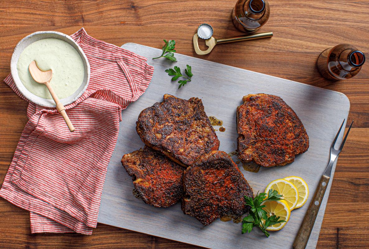 Blackened Pork Chop with Lemon Garlic Aioli | Prairie Fresh®