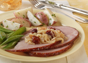 Glazed Ham with Dried Cherry Caramelized Onions | Prairie Fresh®