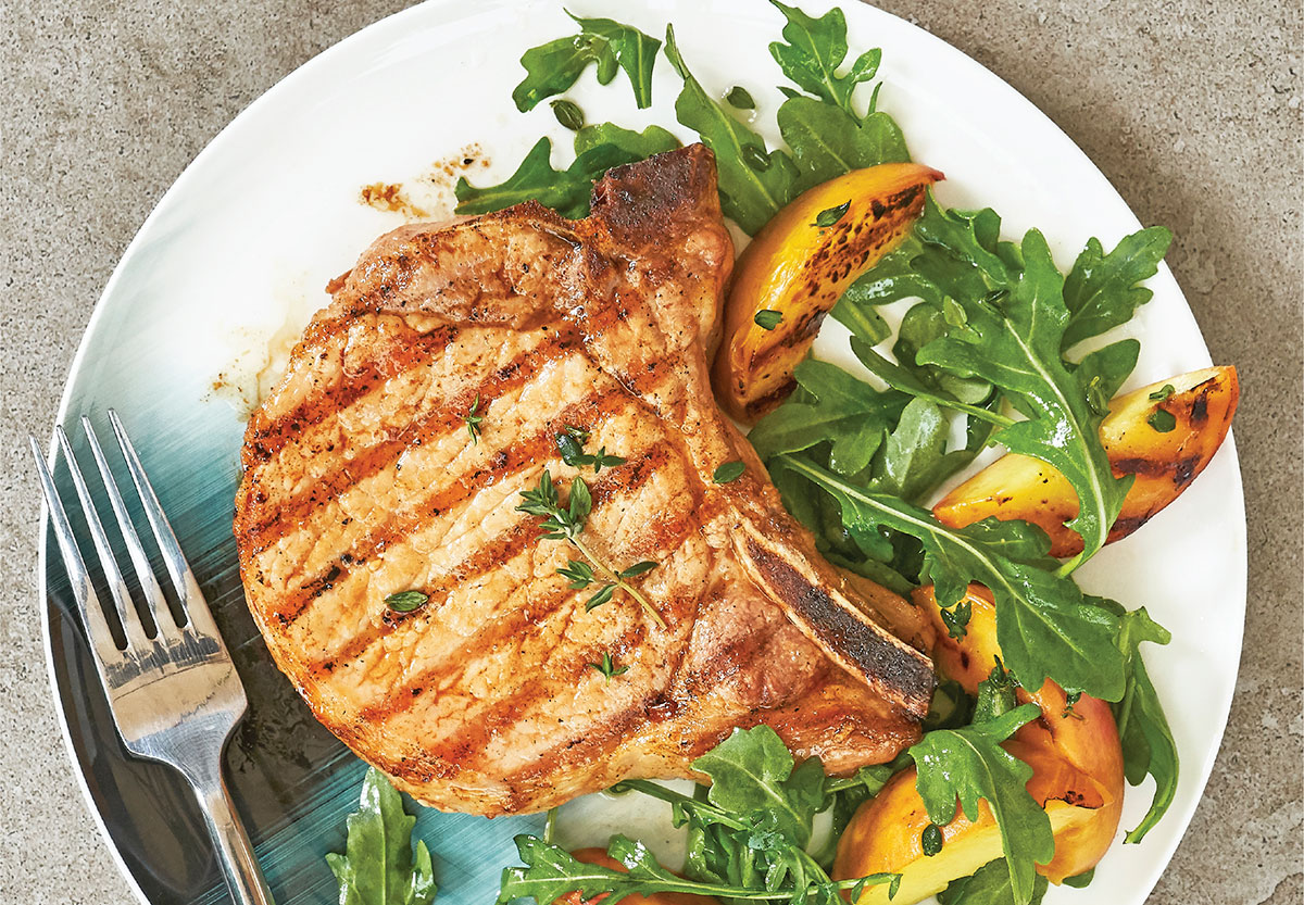 Maple-Brined Pork Chops with Grilled Peaches | Prairie Fresh®