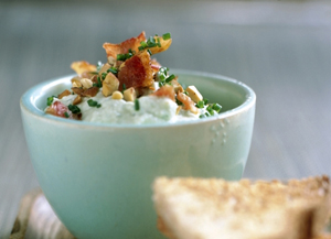 Bacon-Almond Cheese Spread | Prairie Fresh®