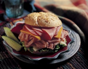 Country Ham Garden Sandwich | Prairie Fresh®