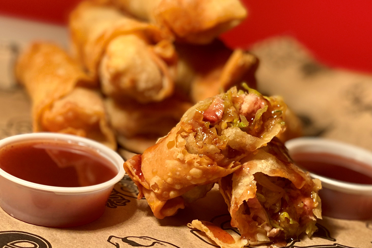 Pork Tenderloin Egg Rolls with Sweet and Sour Holiday Sauce | Prairie Fresh®
