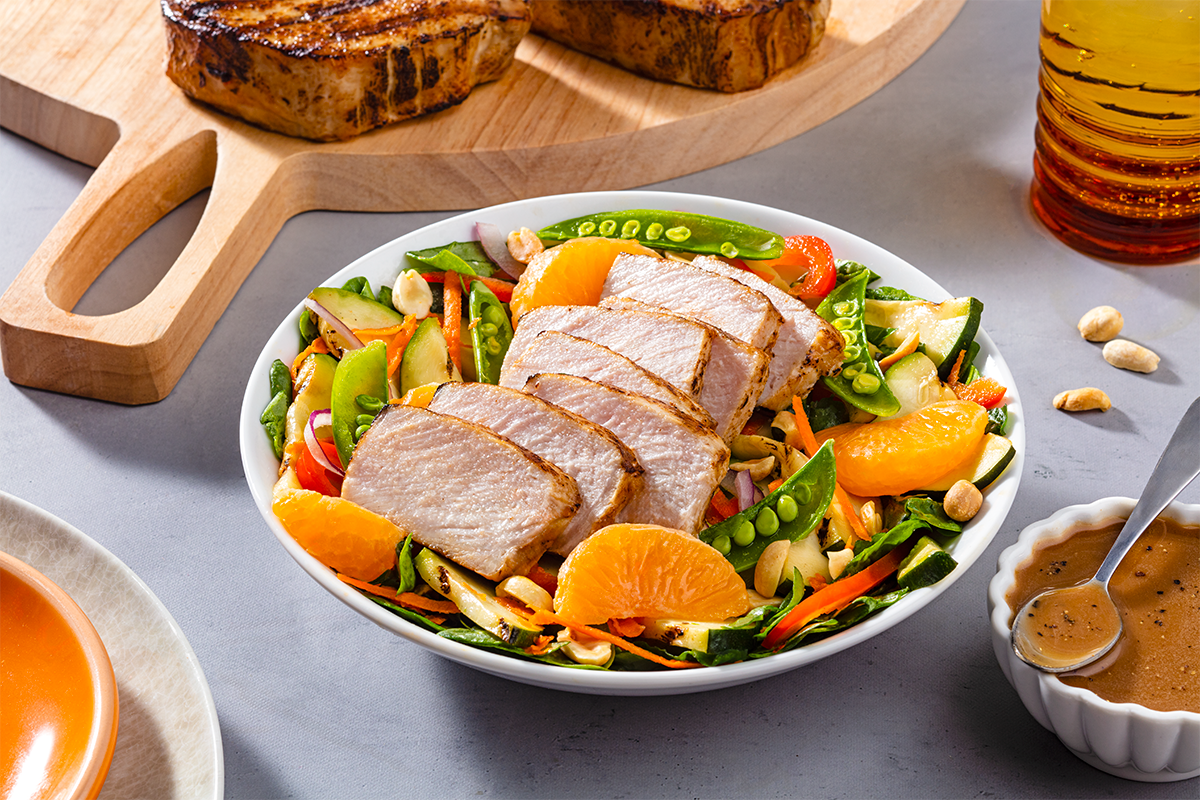Asian Salad with Grilled Pork Chops | Prairie Fresh®