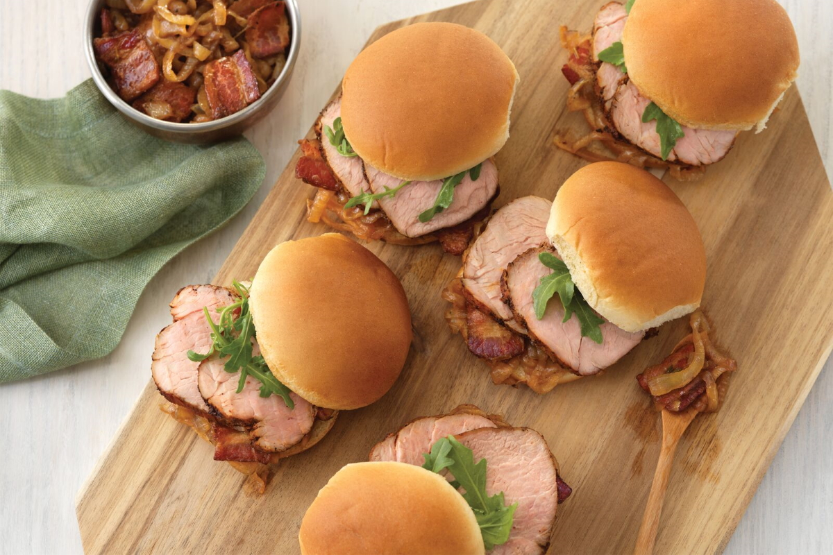 Pork Sliders with Bacon-Onion Jam | Prairie Fresh®