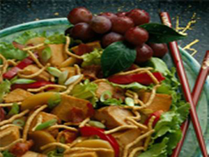 Crunchy Chinese Pork Salad | Prairie Fresh®