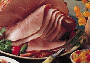 Southwest Honey Glazed Ham with Santa Fe Sweet Corn Pudding & Jalapeno Spiced Peaches | Prairie Fresh®