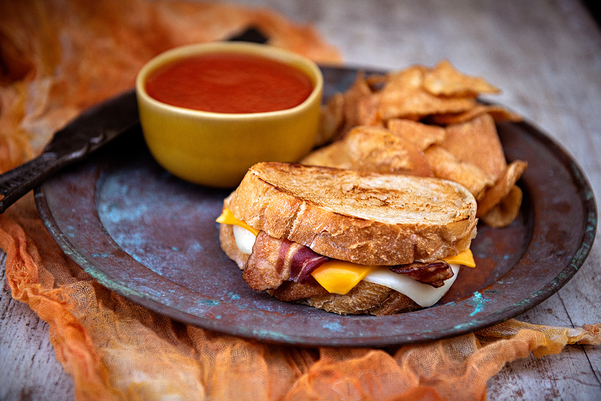 Bacon Grilled Cheese | Prairie Fresh®